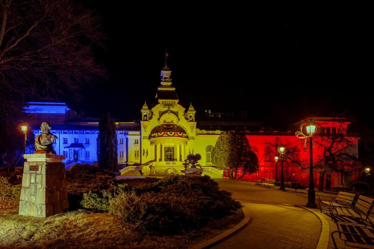 Hotel Riviera Sinaia Extérieur photo